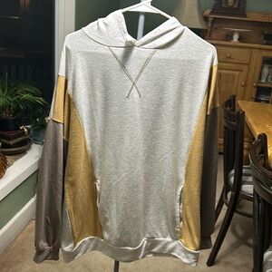 J29.    Athletic leisure hoodie